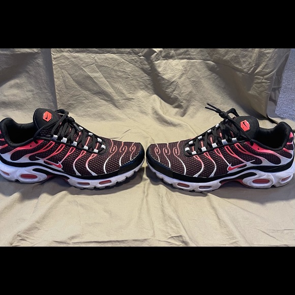 Air max plus - Picture 4 of 6